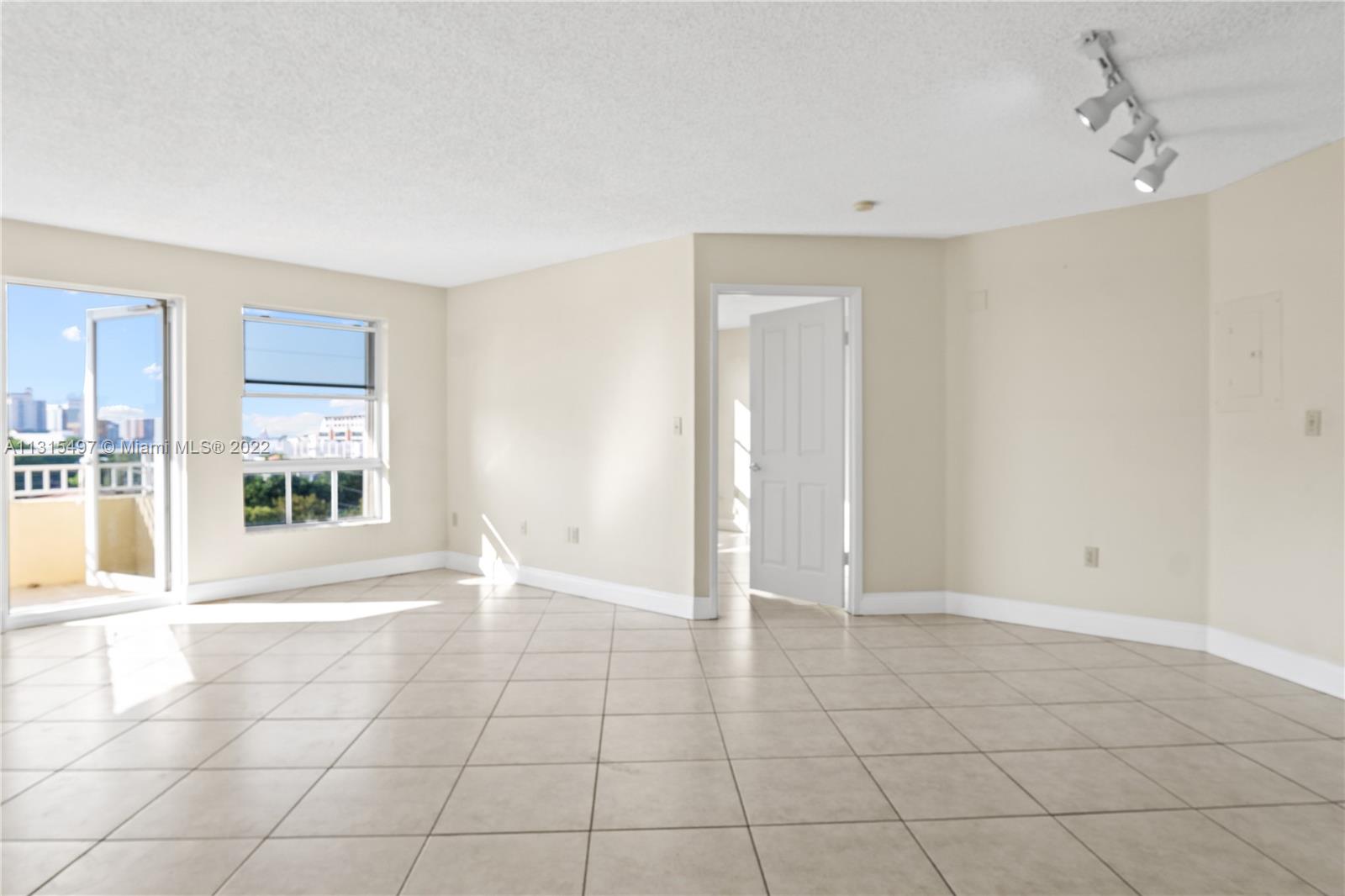 2351 Douglas Rd Unit: 504