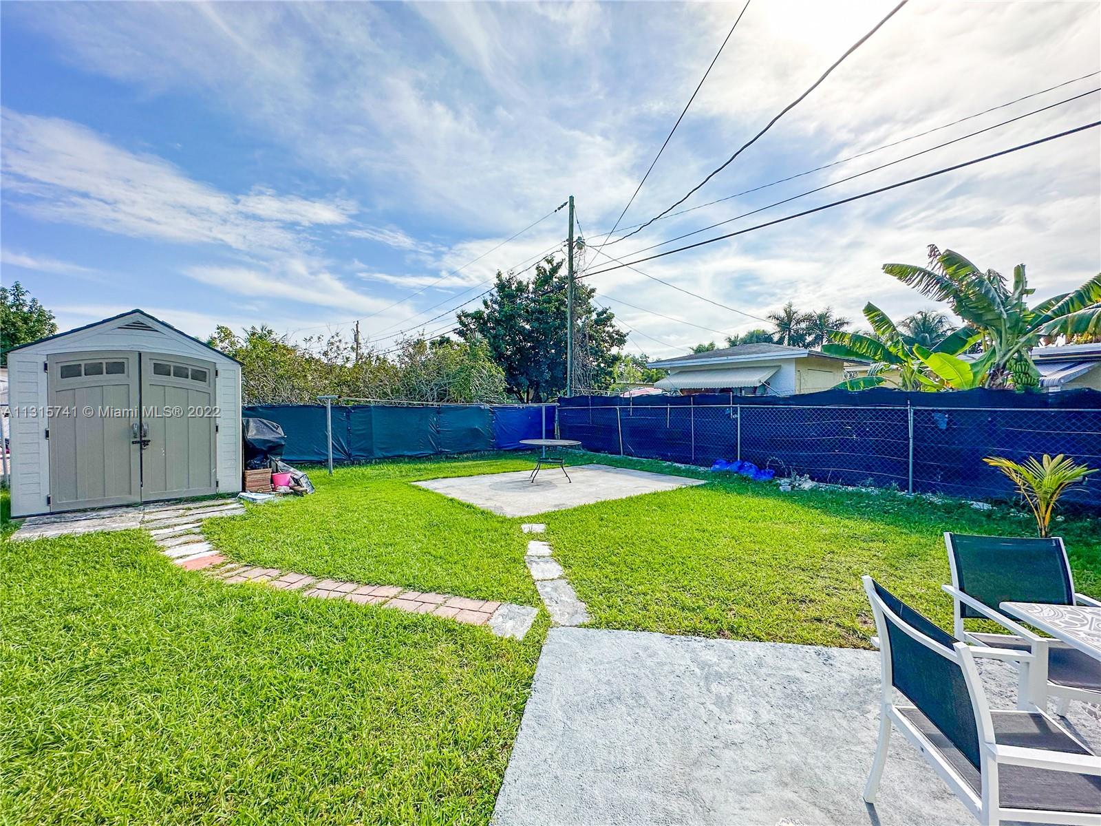 15398 Garfield Dr