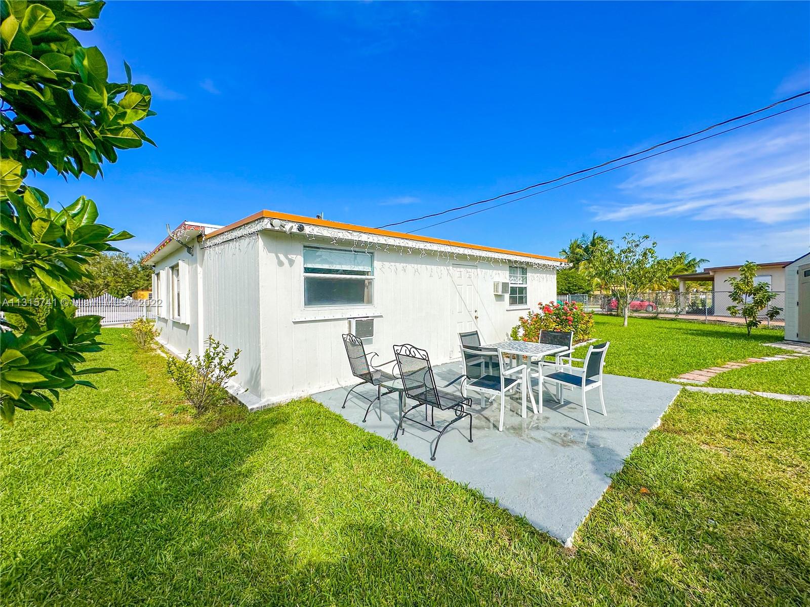 15398 Garfield Dr