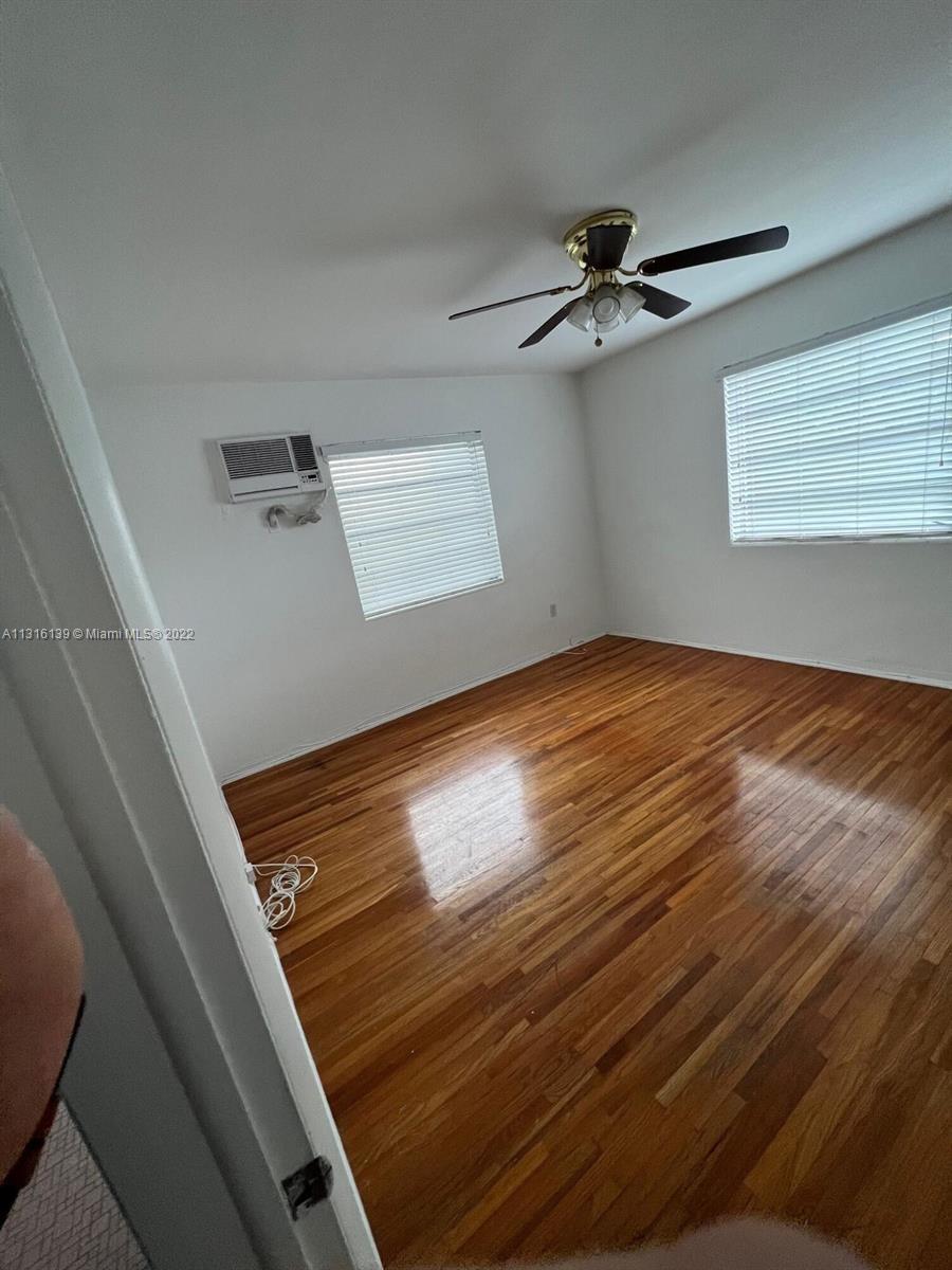 901 10th St Unit: 14