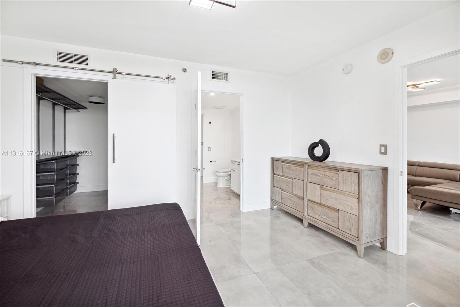 50 Biscayne Blvd Unit: 512