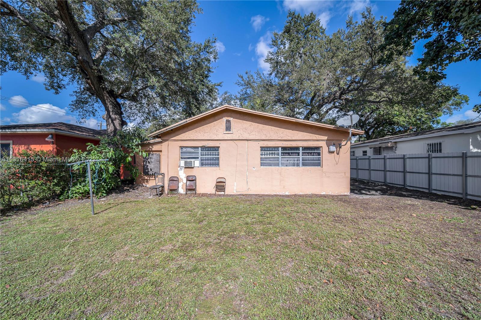3384 NW 52nd St