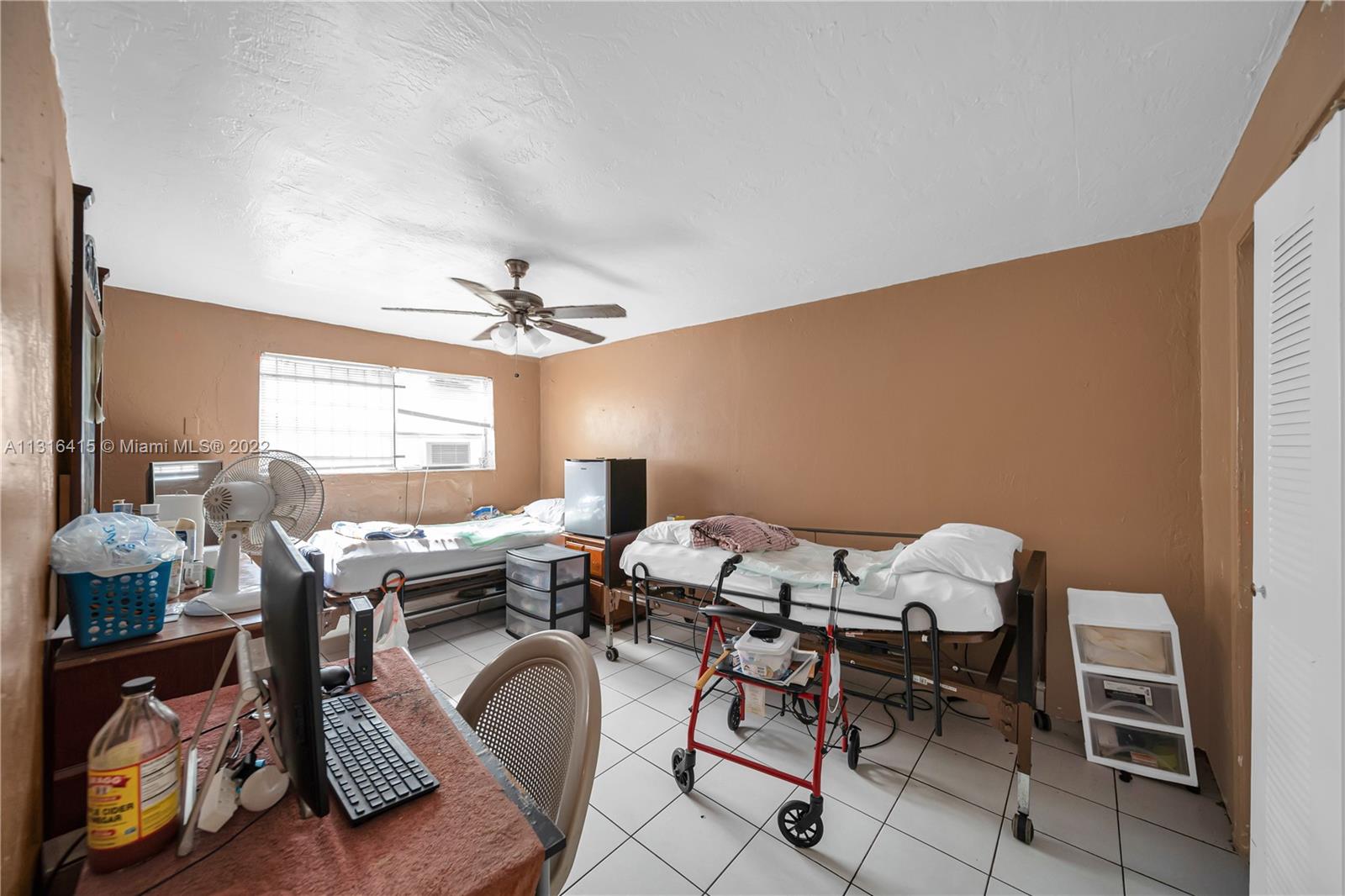 3384 NW 52nd St