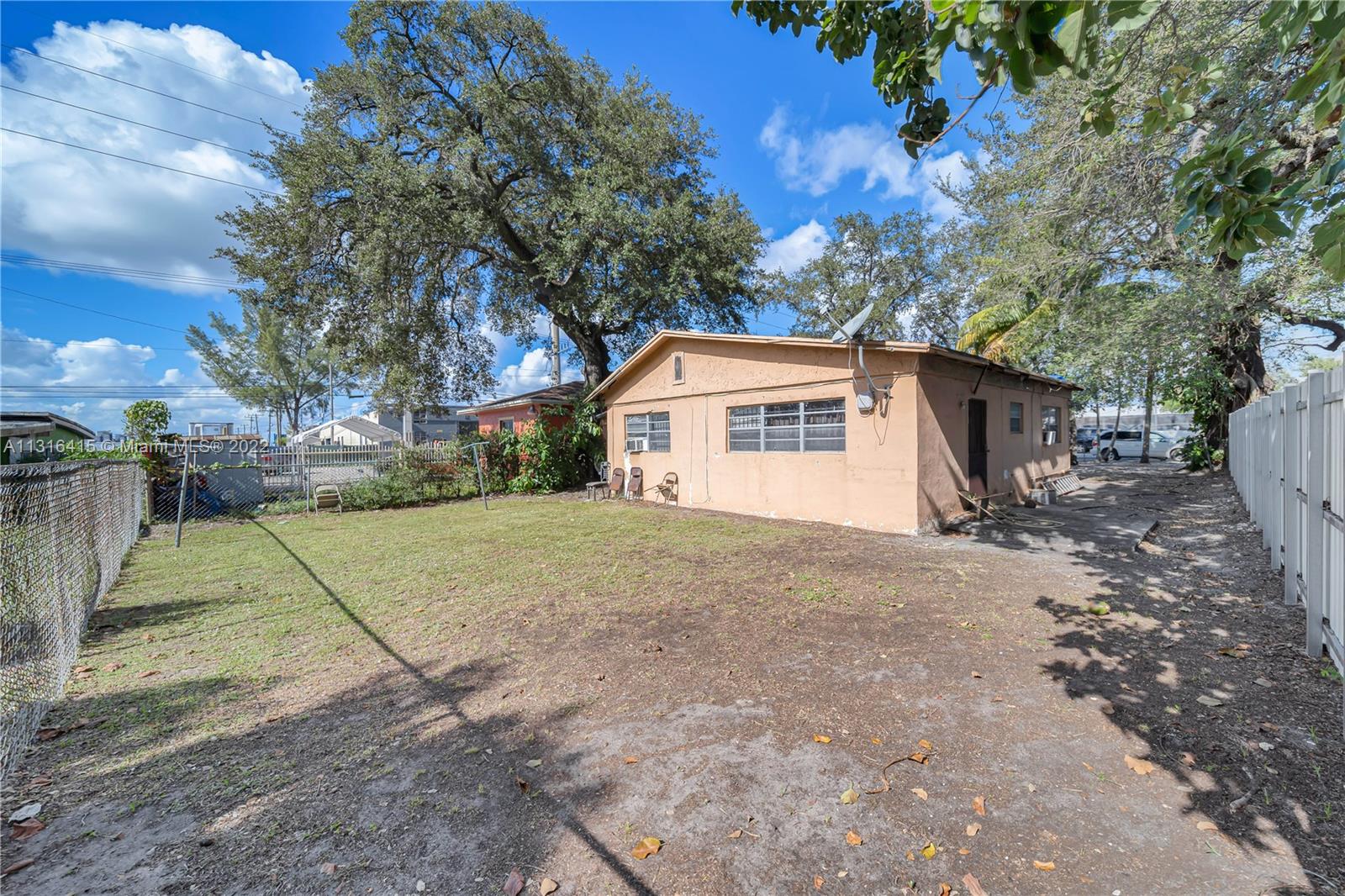3384 NW 52nd St