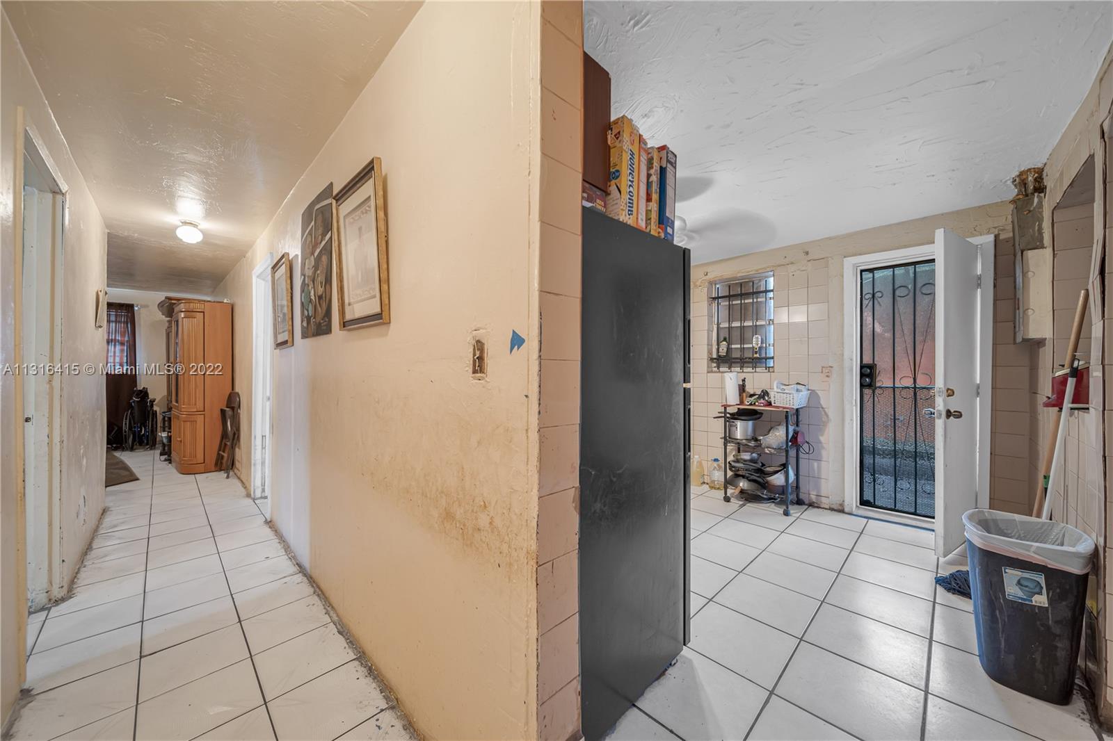 3384 NW 52nd St