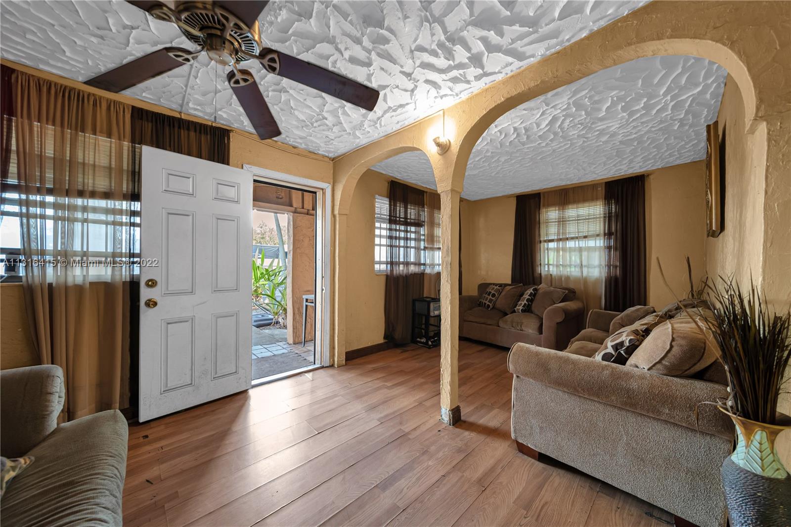 3384 NW 52nd St