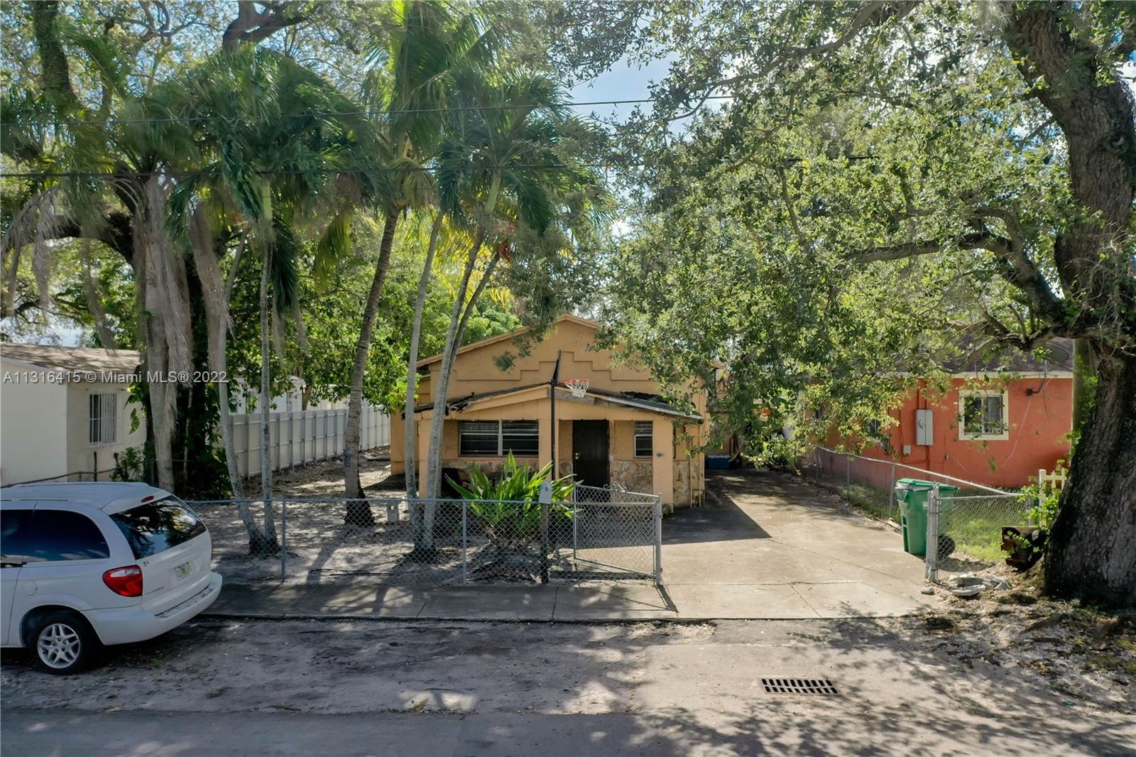 3384 NW 52nd St