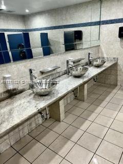 717 Ponce De Leon Blvd Unit: 205