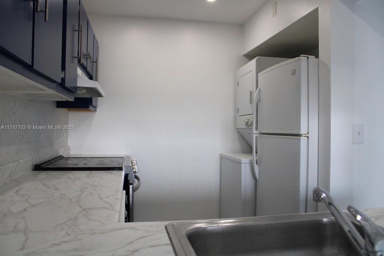 15306 SW 72nd St Unit: 27-13