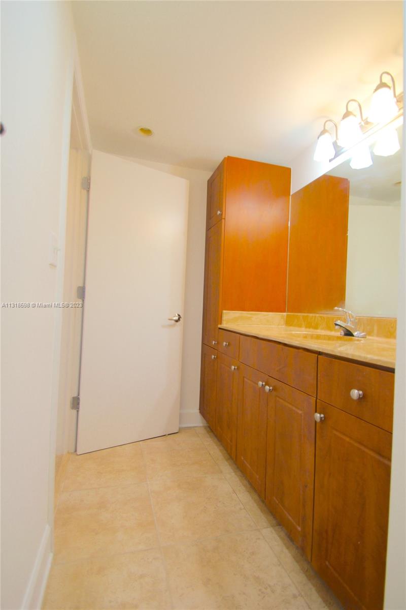 401 69th Street Unit: 309