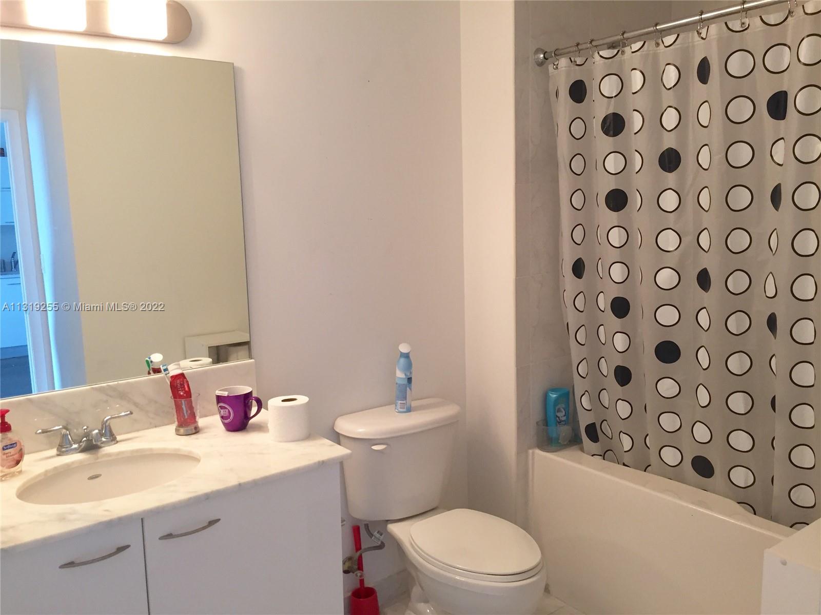 133 NE 2nd Ave Unit: 2317