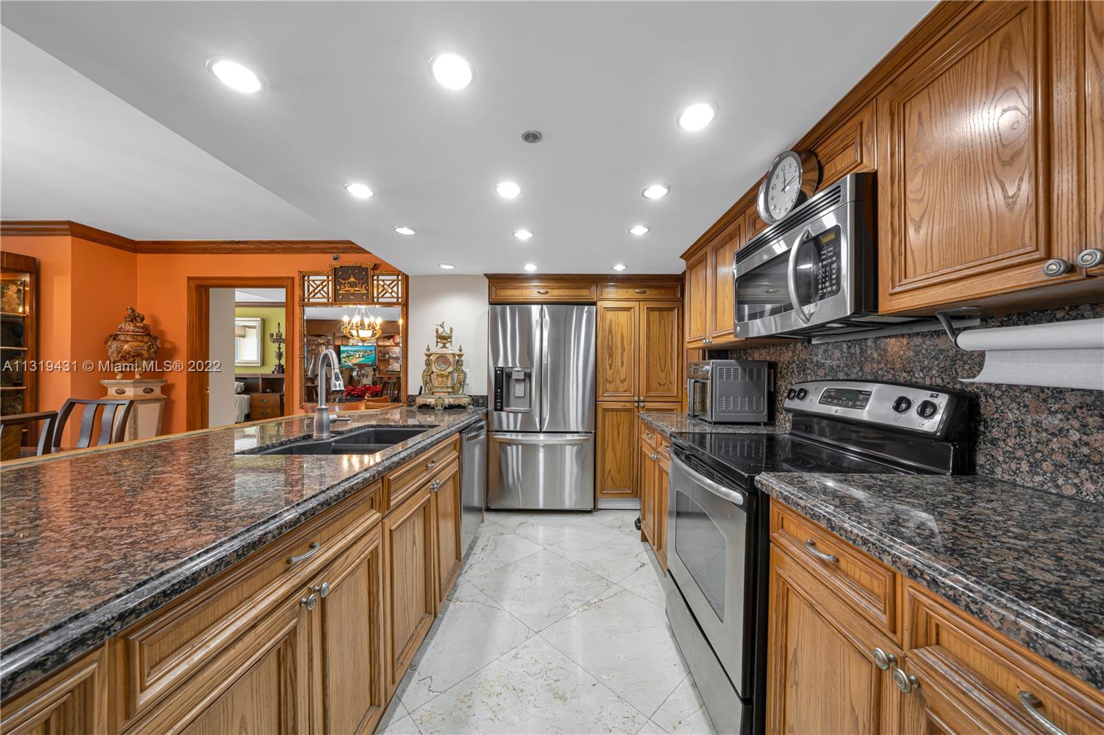 1717 N Bayshore Dr Unit: A-2156