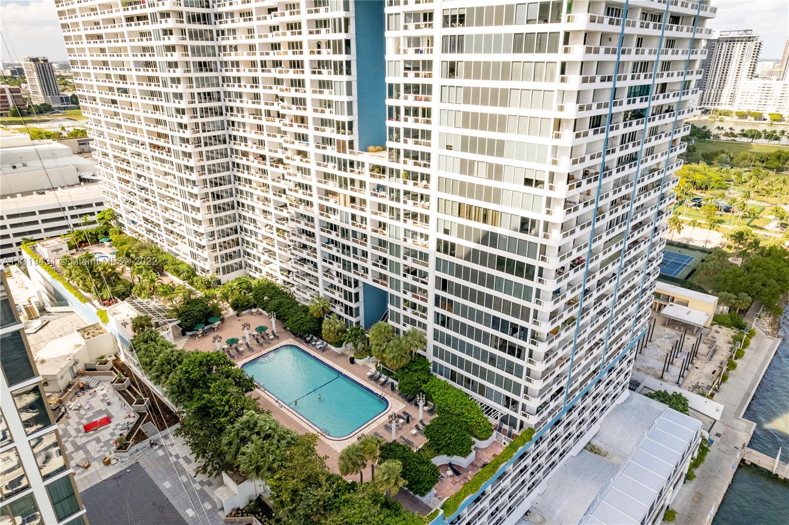 1717 N Bayshore Dr Unit: A-2156