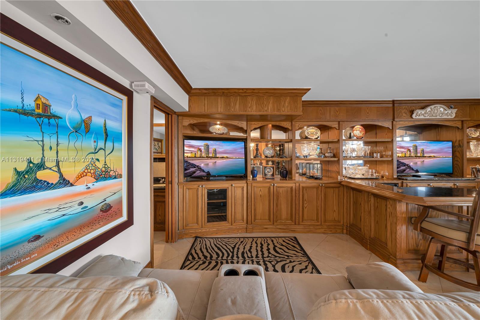 1717 N Bayshore Dr Unit: A-2156