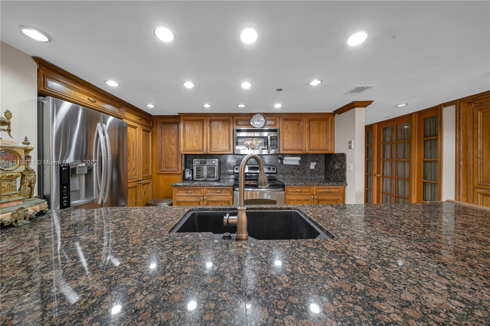 1717 N Bayshore Dr Unit: A-2156