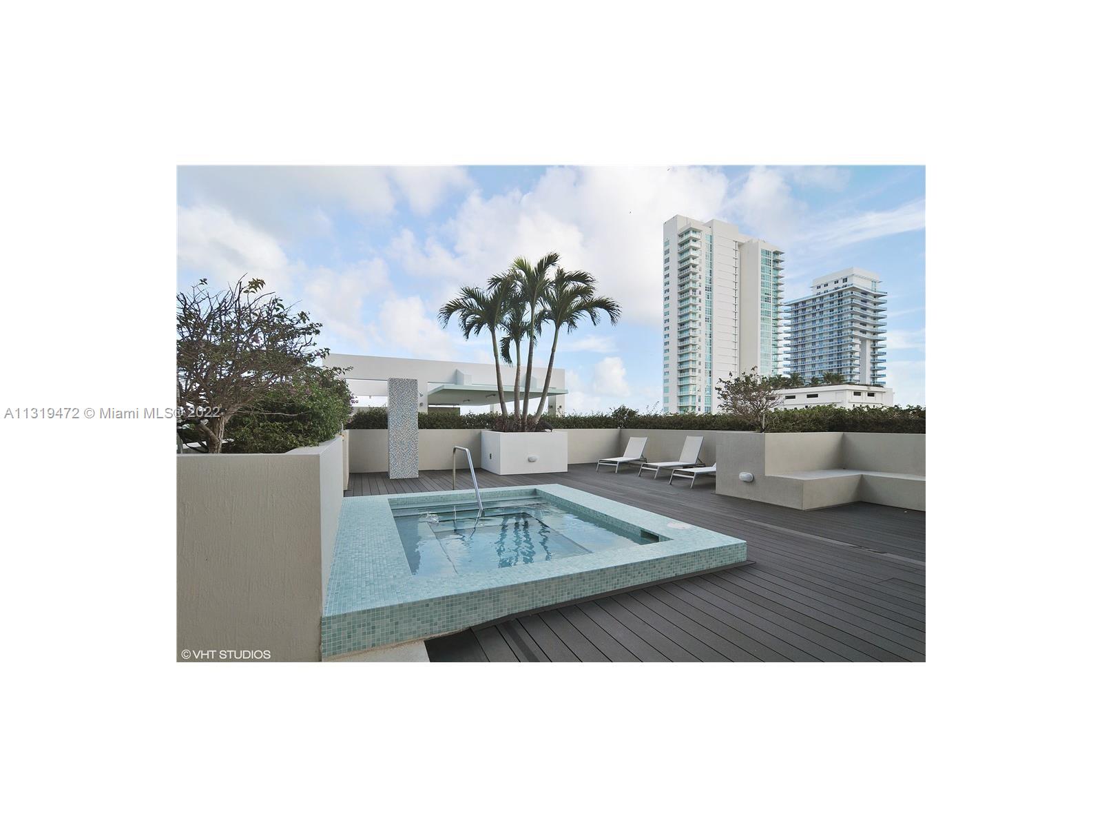 600 NE 27th St Unit: 1504