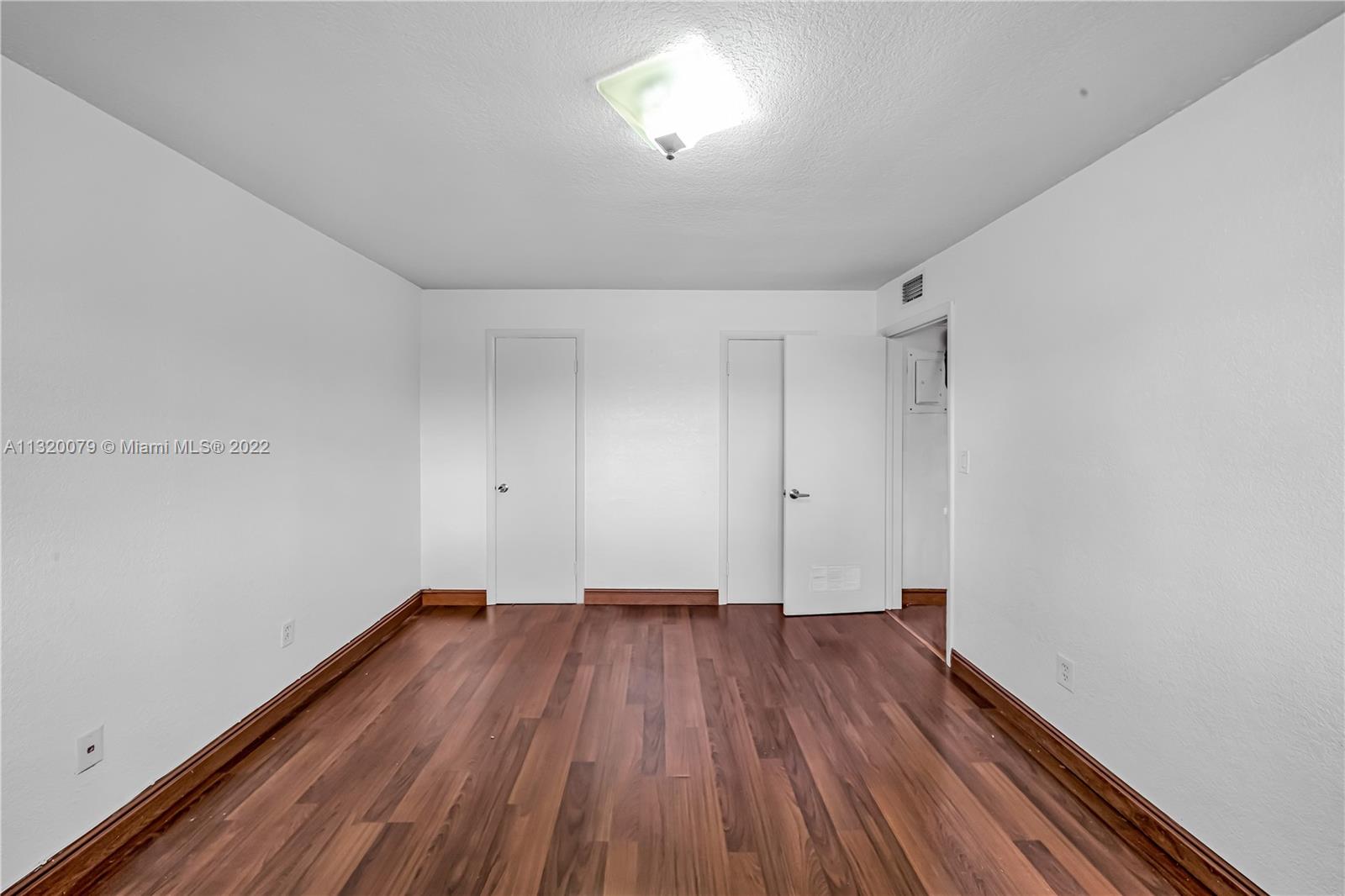 650 Coral Way Unit: 206