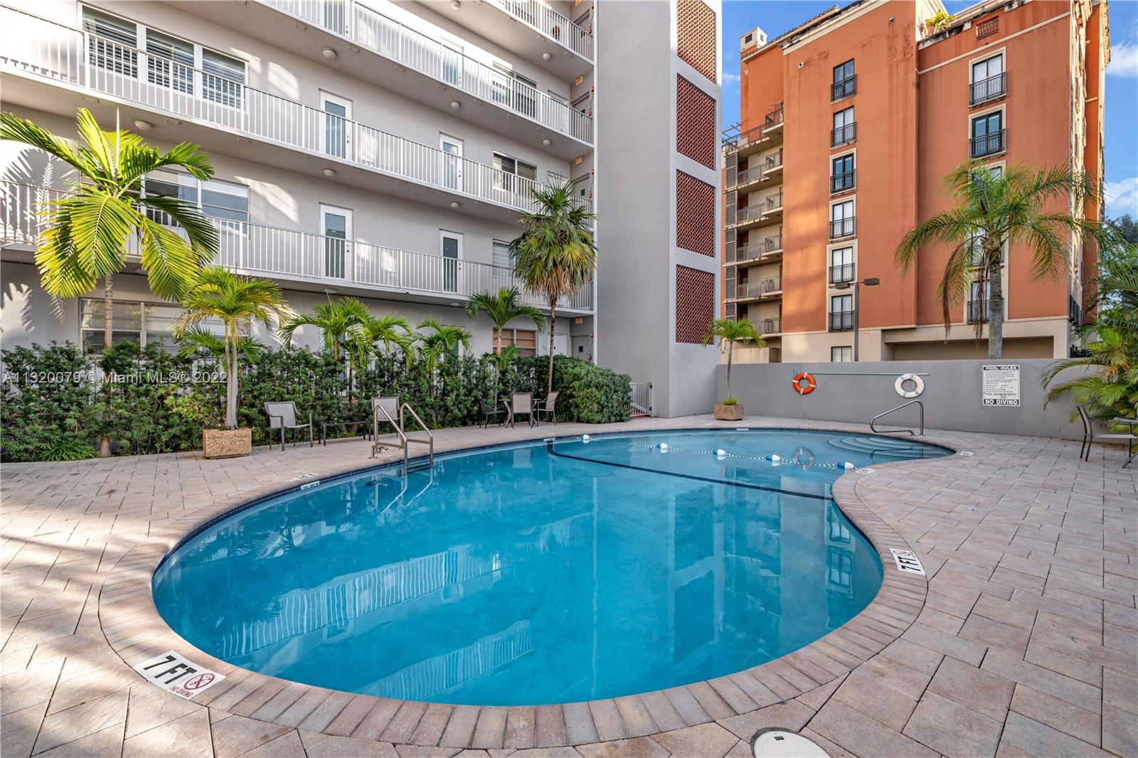 650 Coral Way Unit: 206