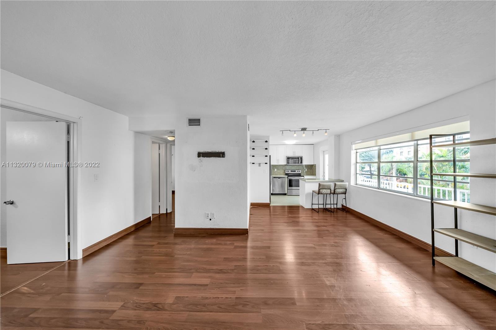 650 Coral Way Unit: 206
