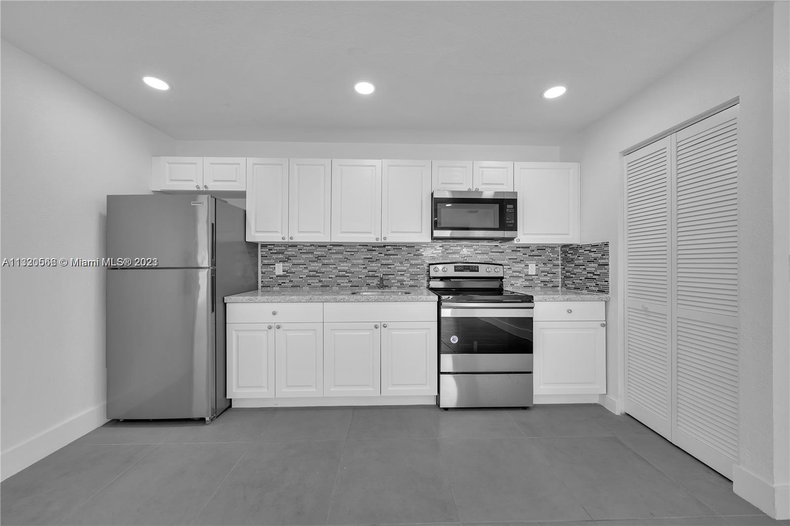 3731 NW 20th Ave Unit: 0