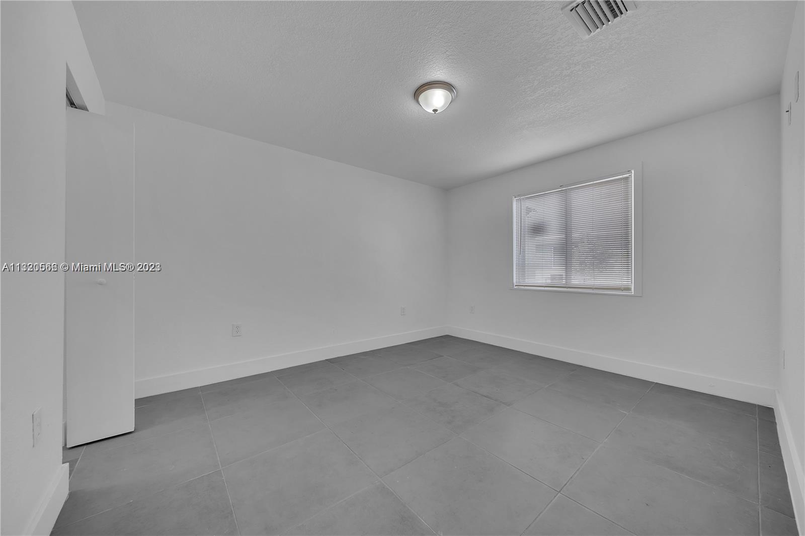 3731 NW 20th Ave Unit: 0