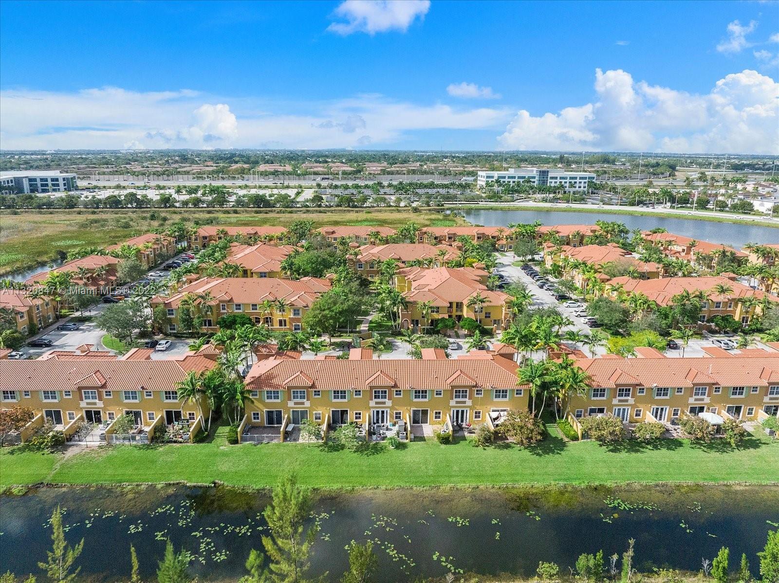 1025 SW 143rd Ave Unit: 1303