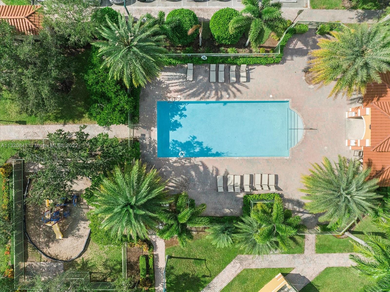 1025 SW 143rd Ave Unit: 1303
