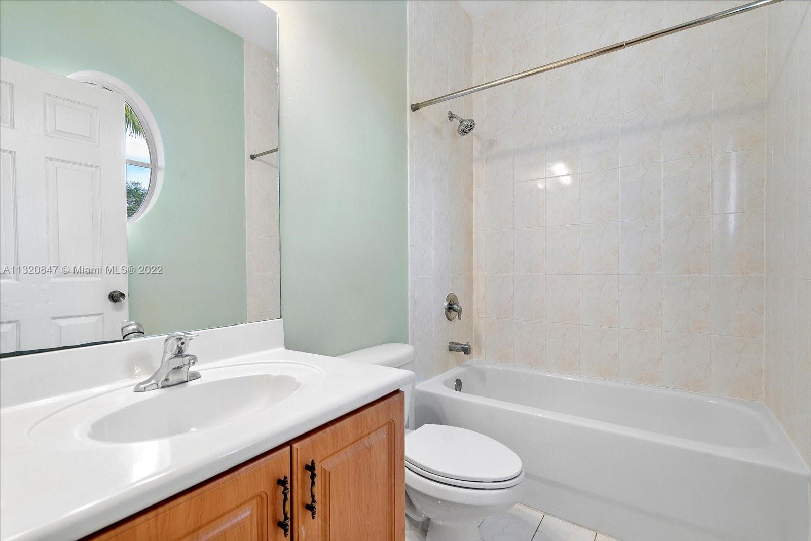 1025 SW 143rd Ave Unit: 1303