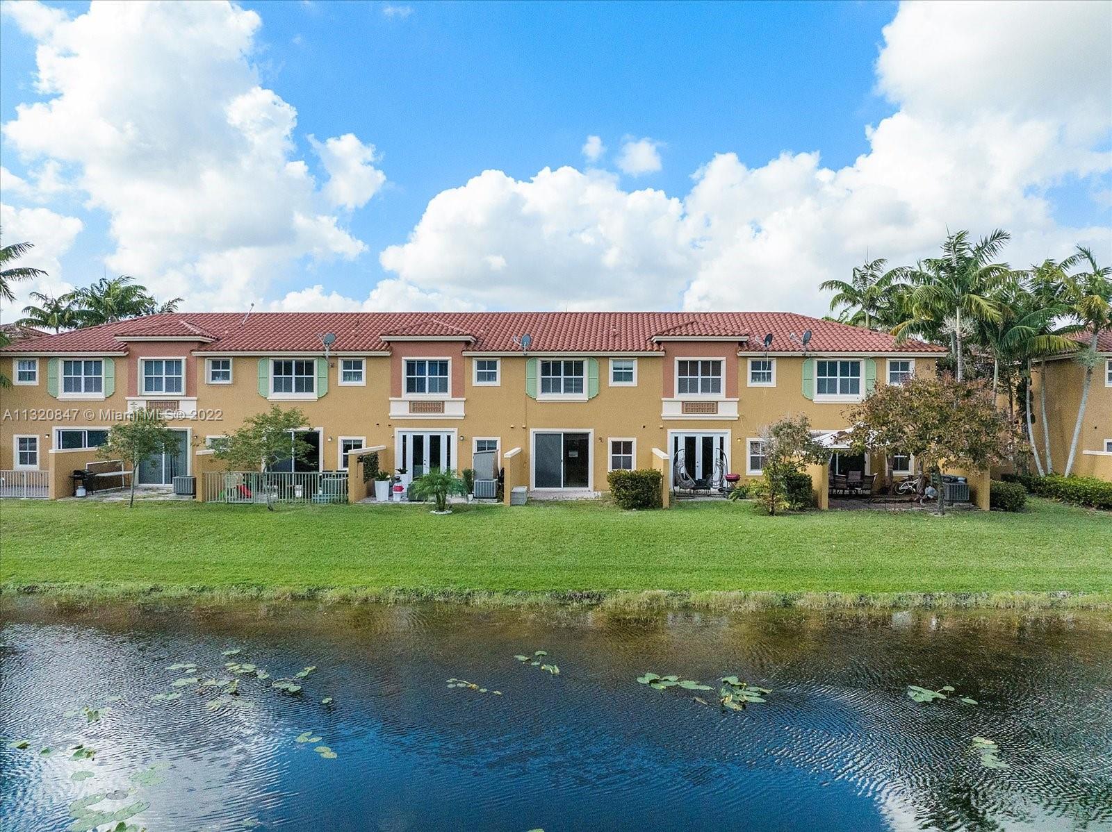 1025 SW 143rd Ave Unit: 1303