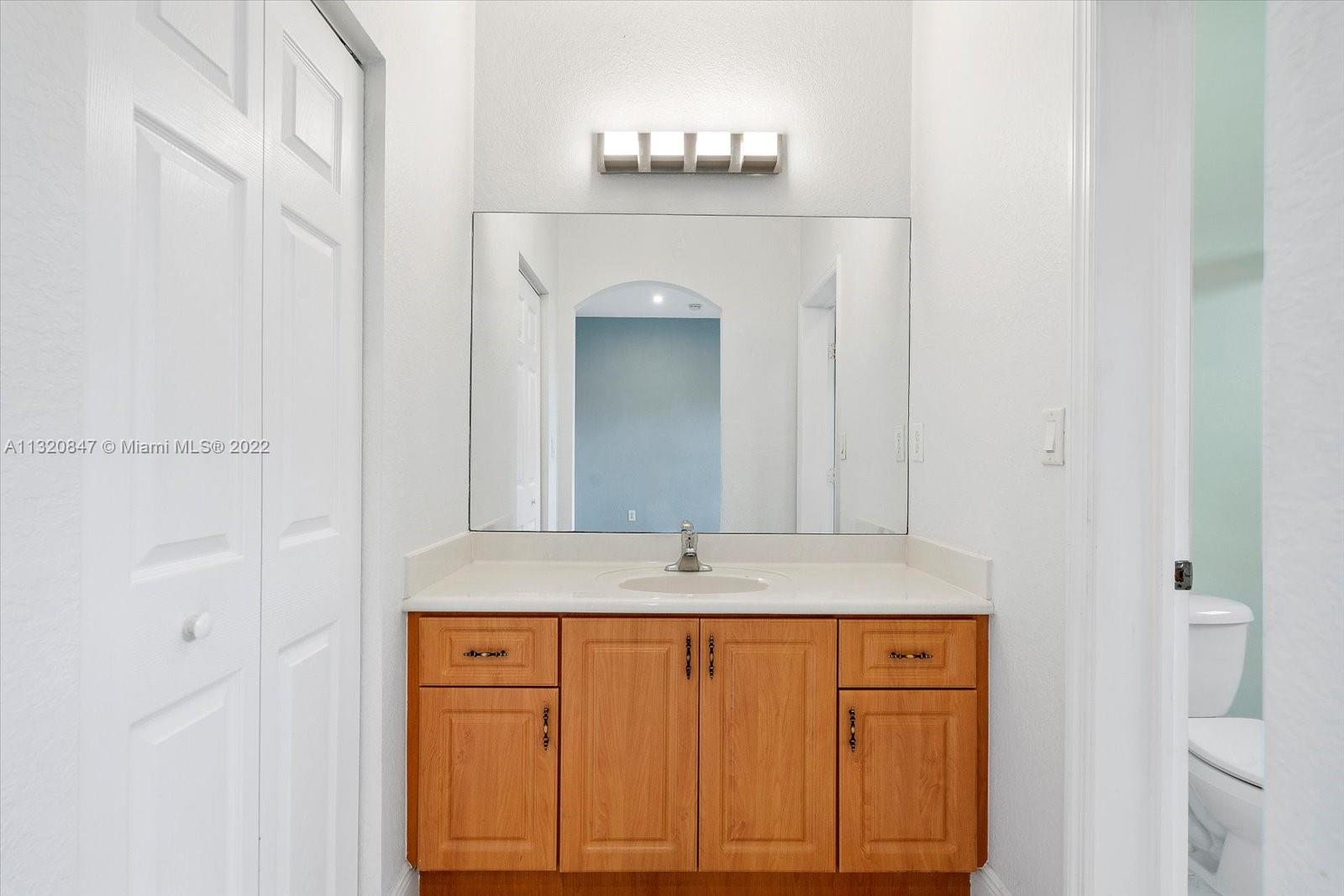 1025 SW 143rd Ave Unit: 1303