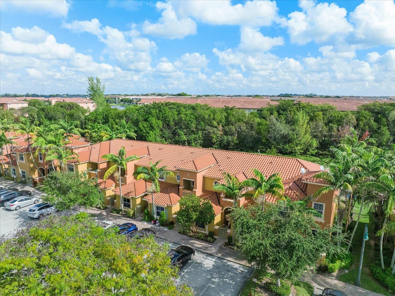 1025 SW 143rd Ave Unit: 1303