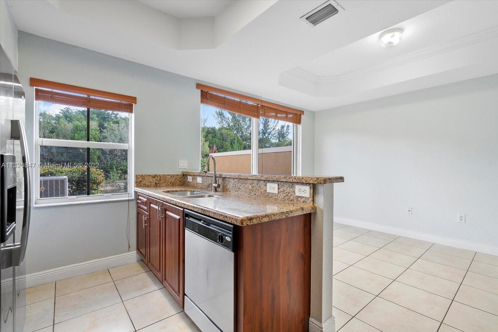 1025 SW 143rd Ave Unit: 1303