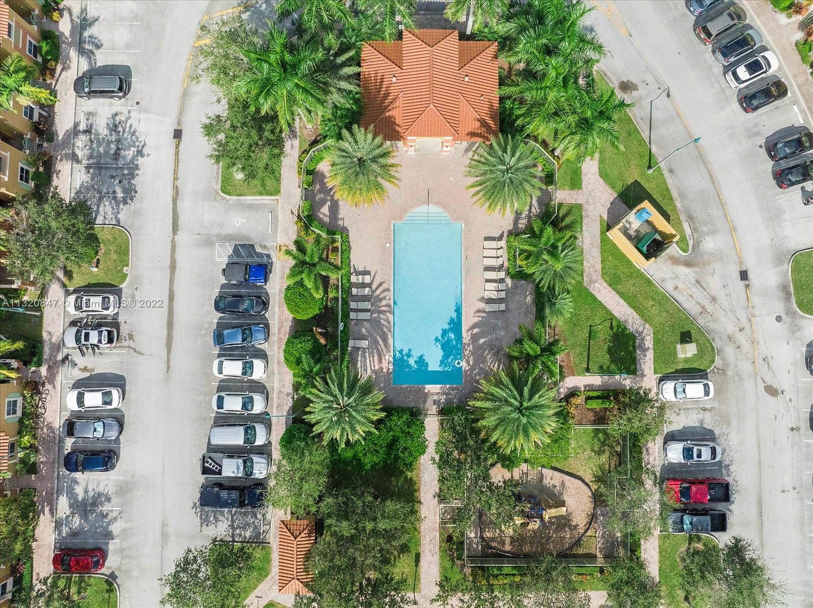 1025 SW 143rd Ave Unit: 1303