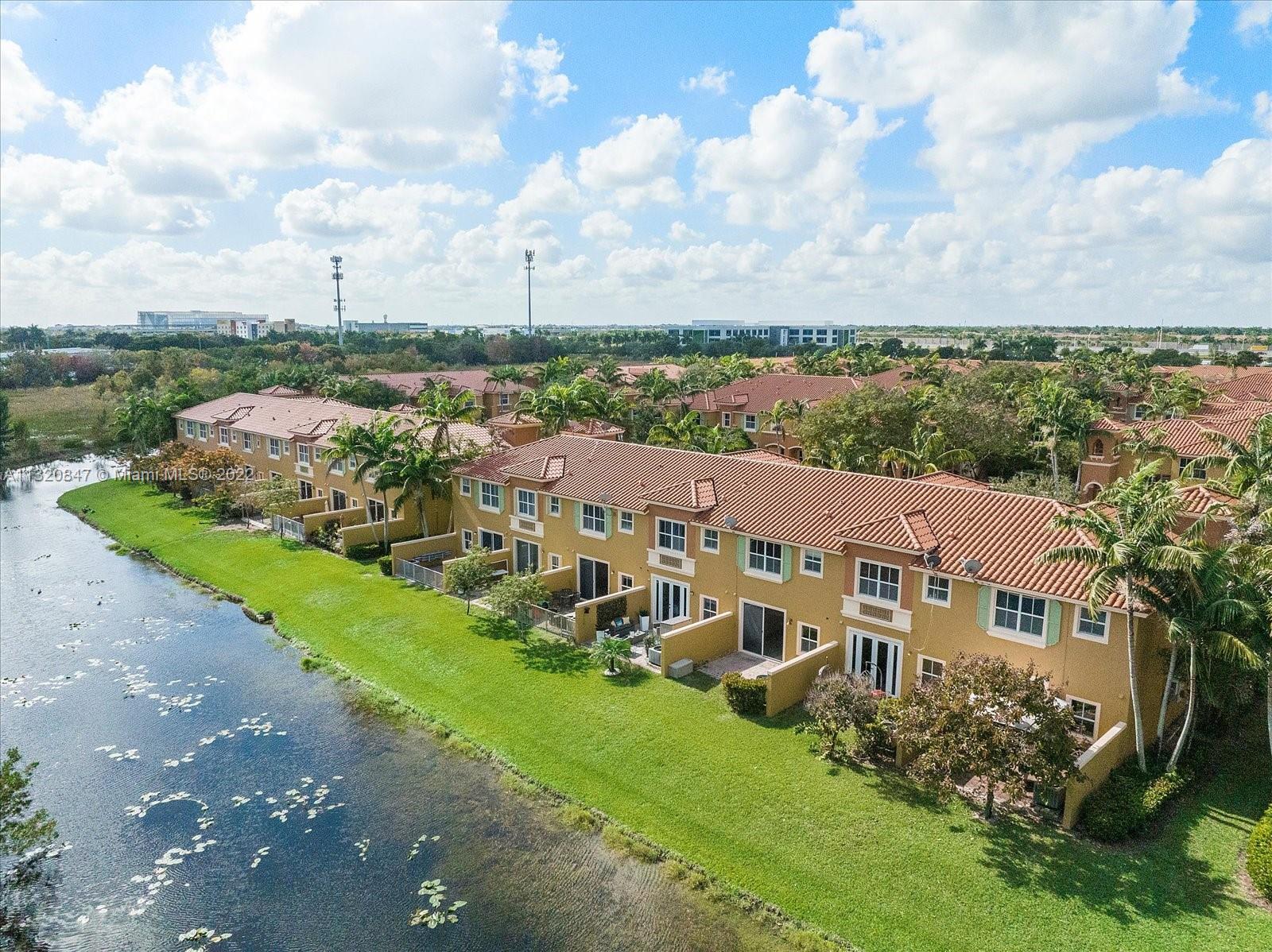 1025 SW 143rd Ave Unit: 1303