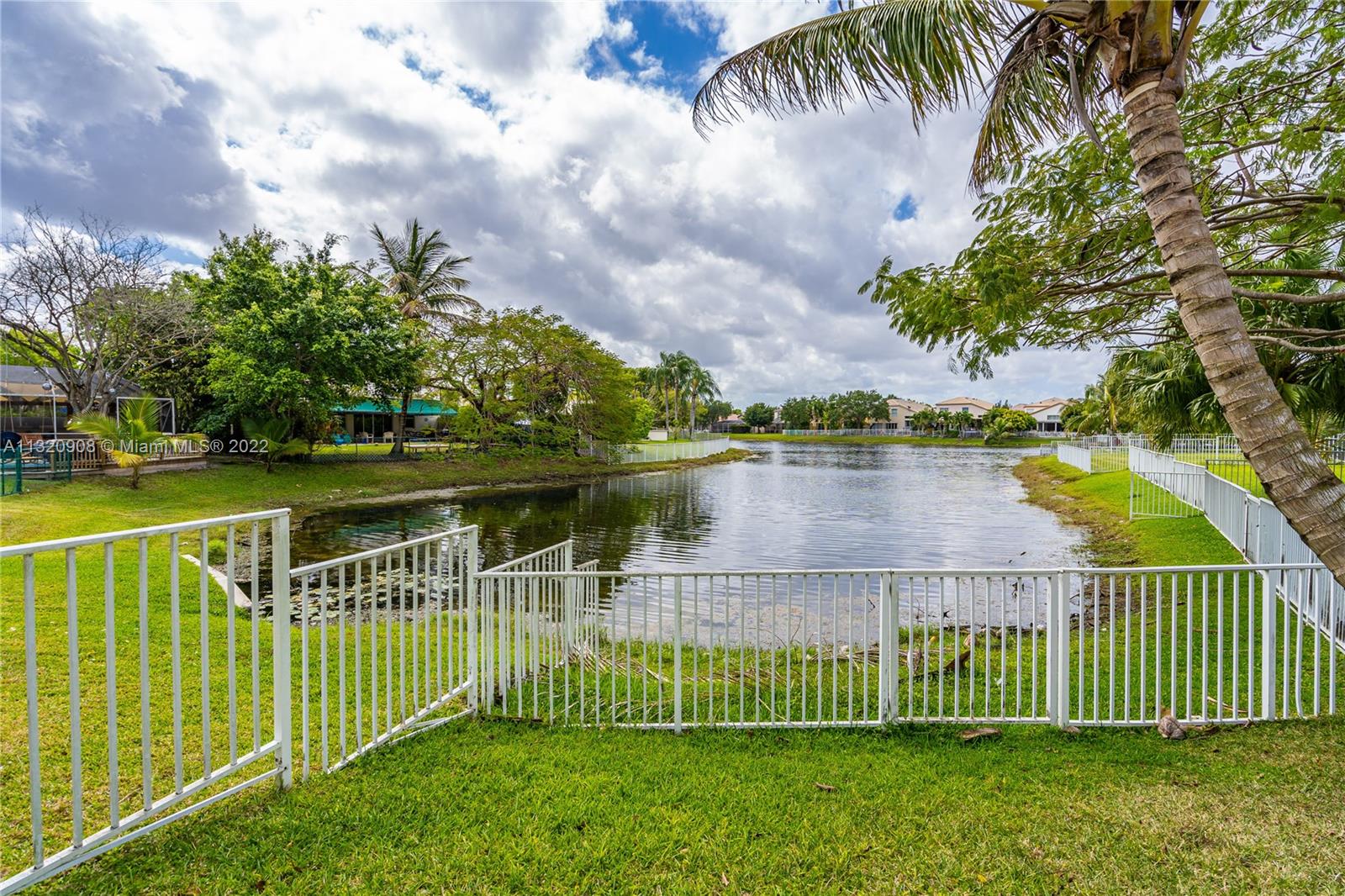 2375 NW 158th Ave