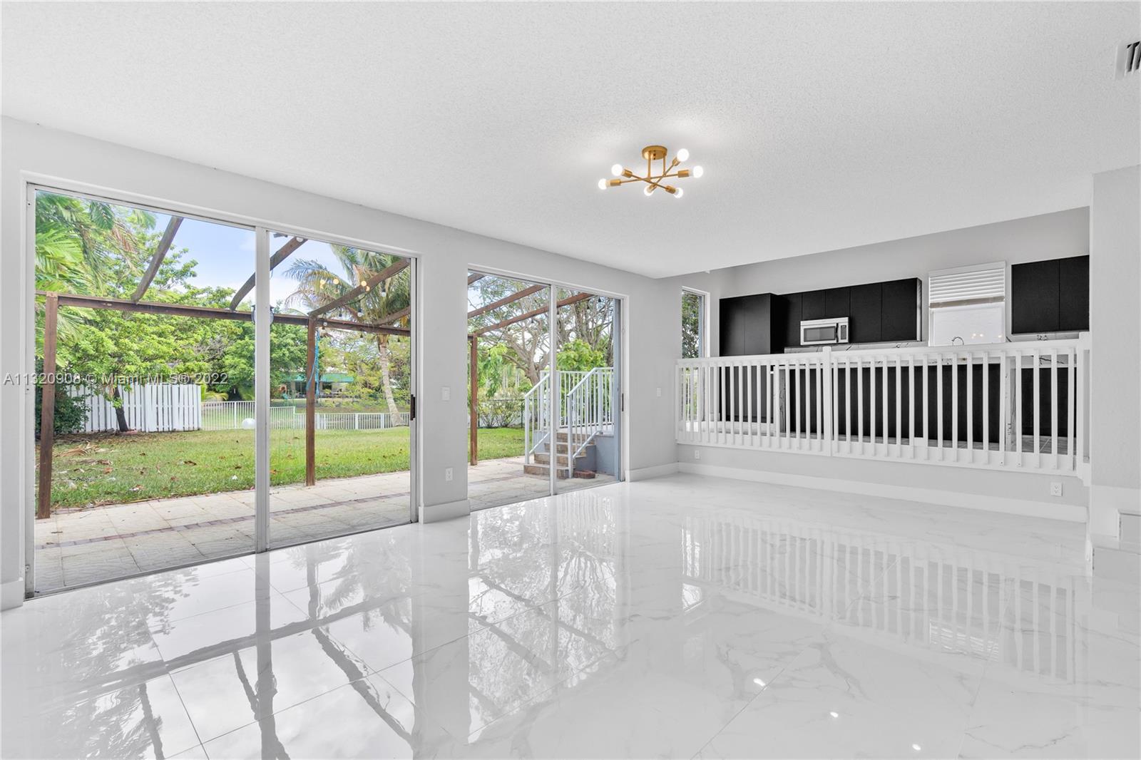 2375 NW 158th Ave