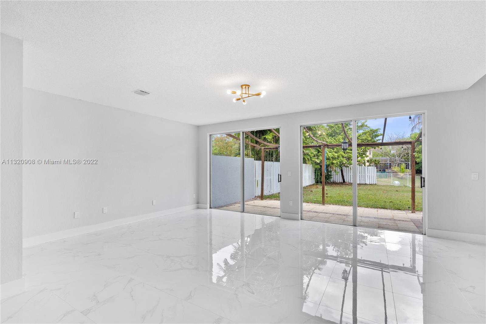 2375 NW 158th Ave