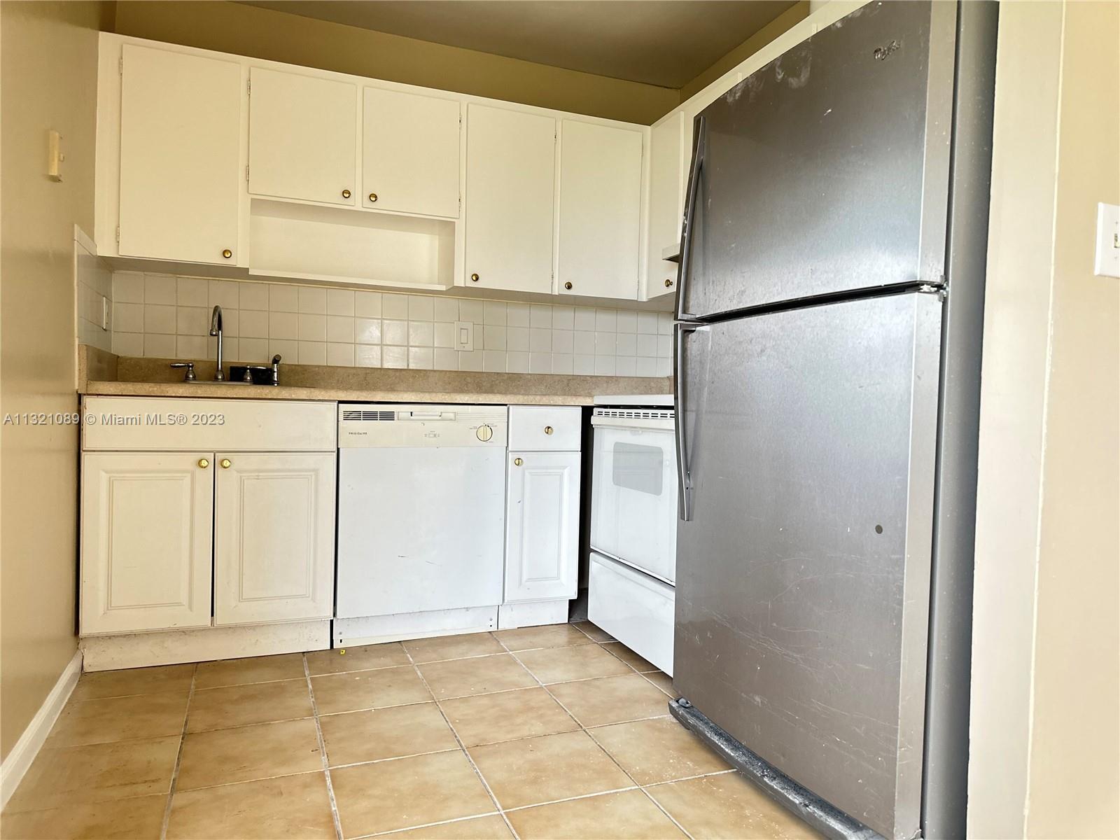 4675 SW 43rd Terrace Unit: 0