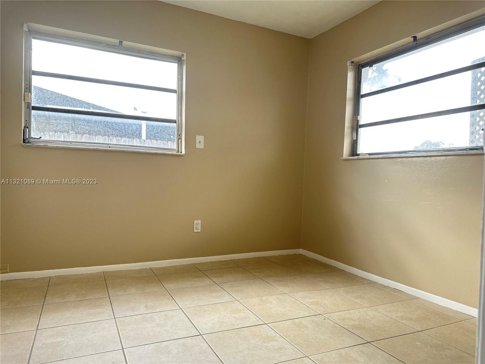 4675 SW 43rd Terrace Unit: 0