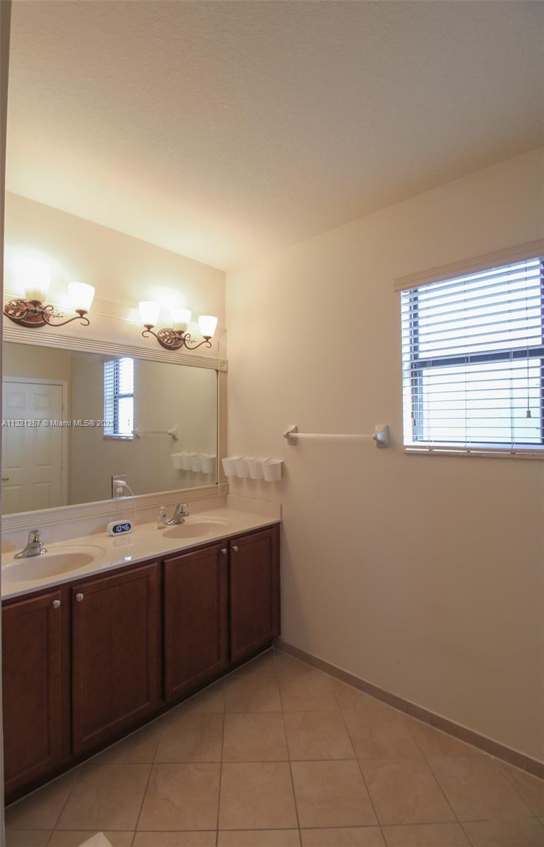 23579 SW 113th Psge Unit: 0