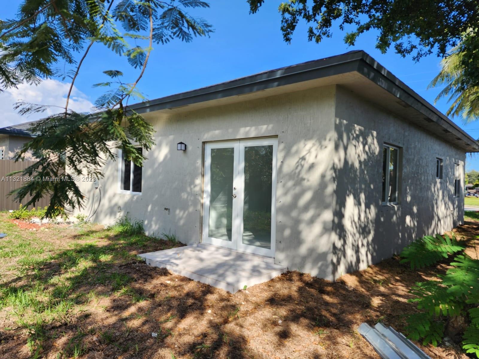 8110 NW 14th Ave