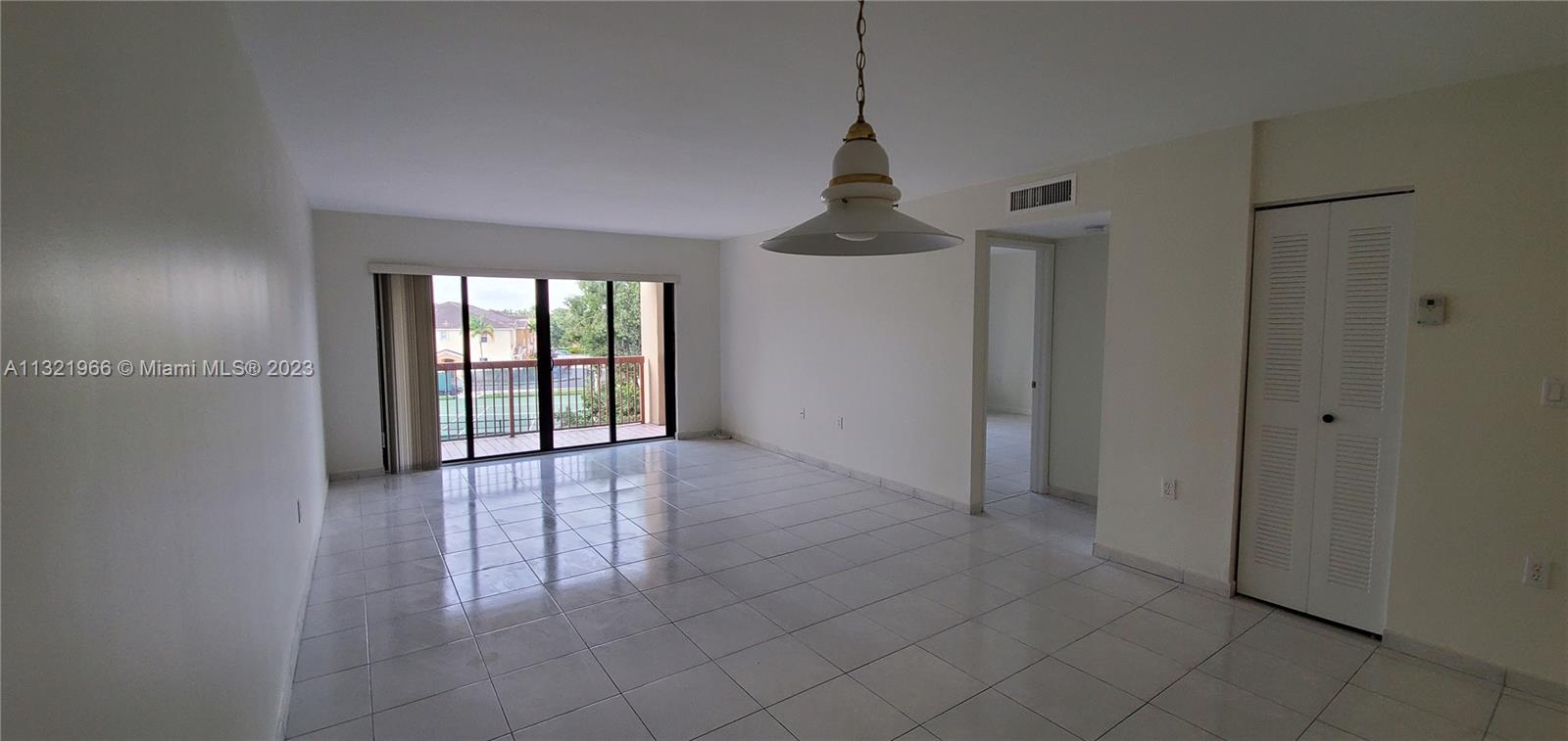 10253 NW 9th Street Cir Unit: 3076