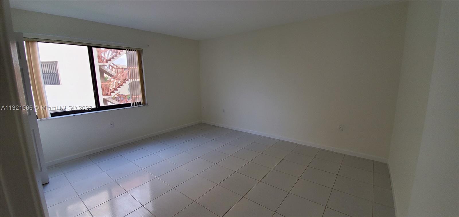 10253 NW 9th Street Cir Unit: 3076