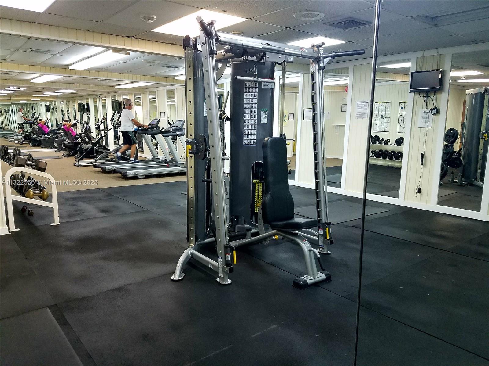 17011 N Bay Rd Unit: 310