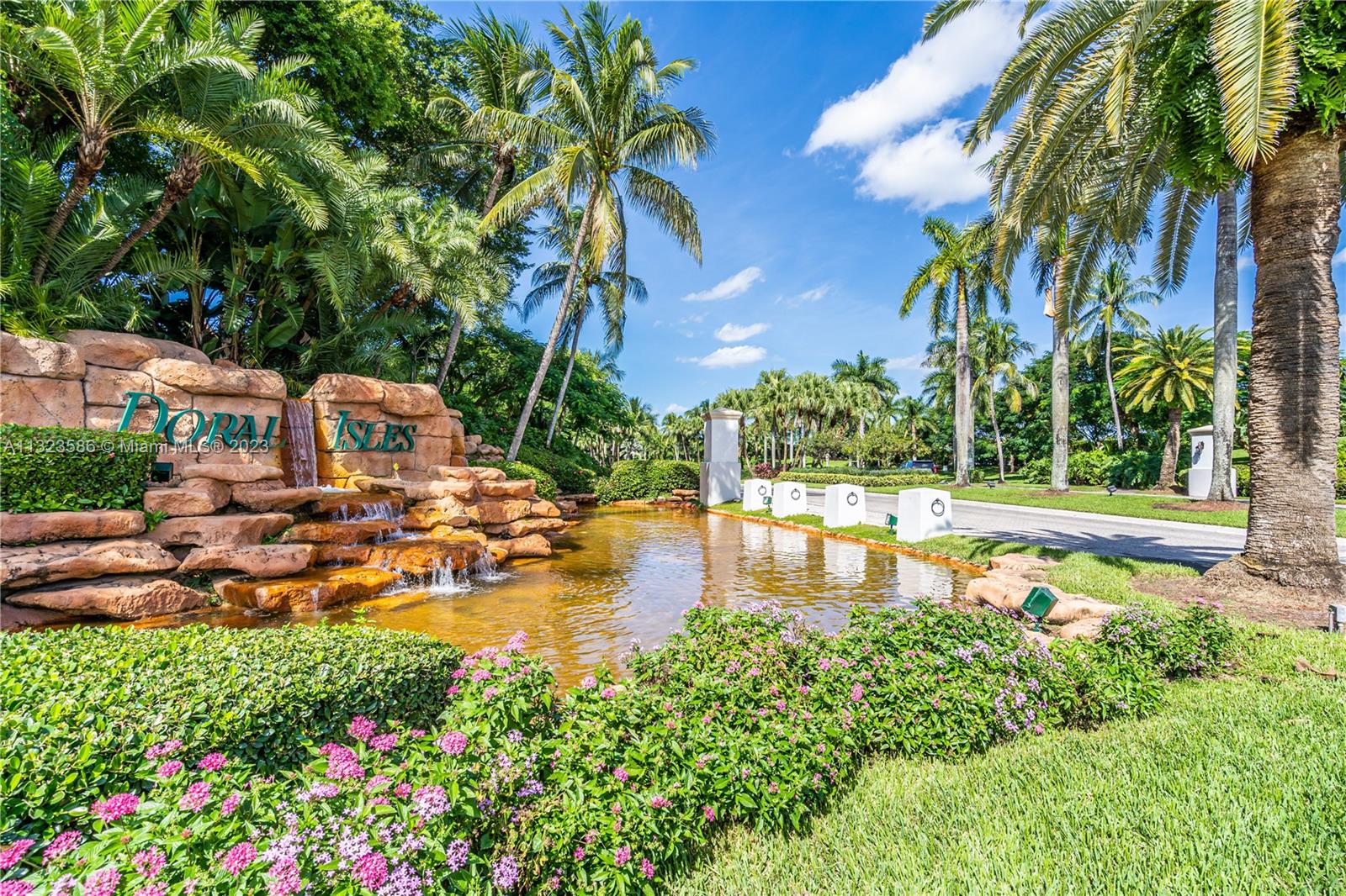 10730 NW 66th St Unit: 109