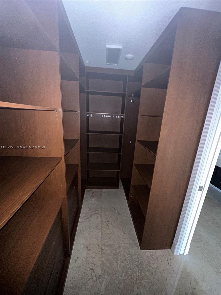 10730 NW 66th St Unit: 109