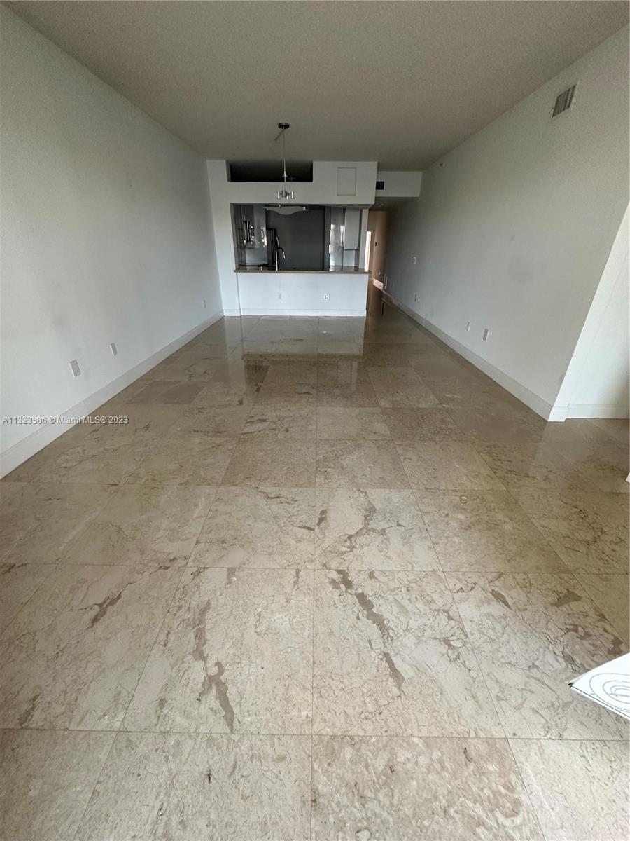10730 NW 66th St Unit: 109