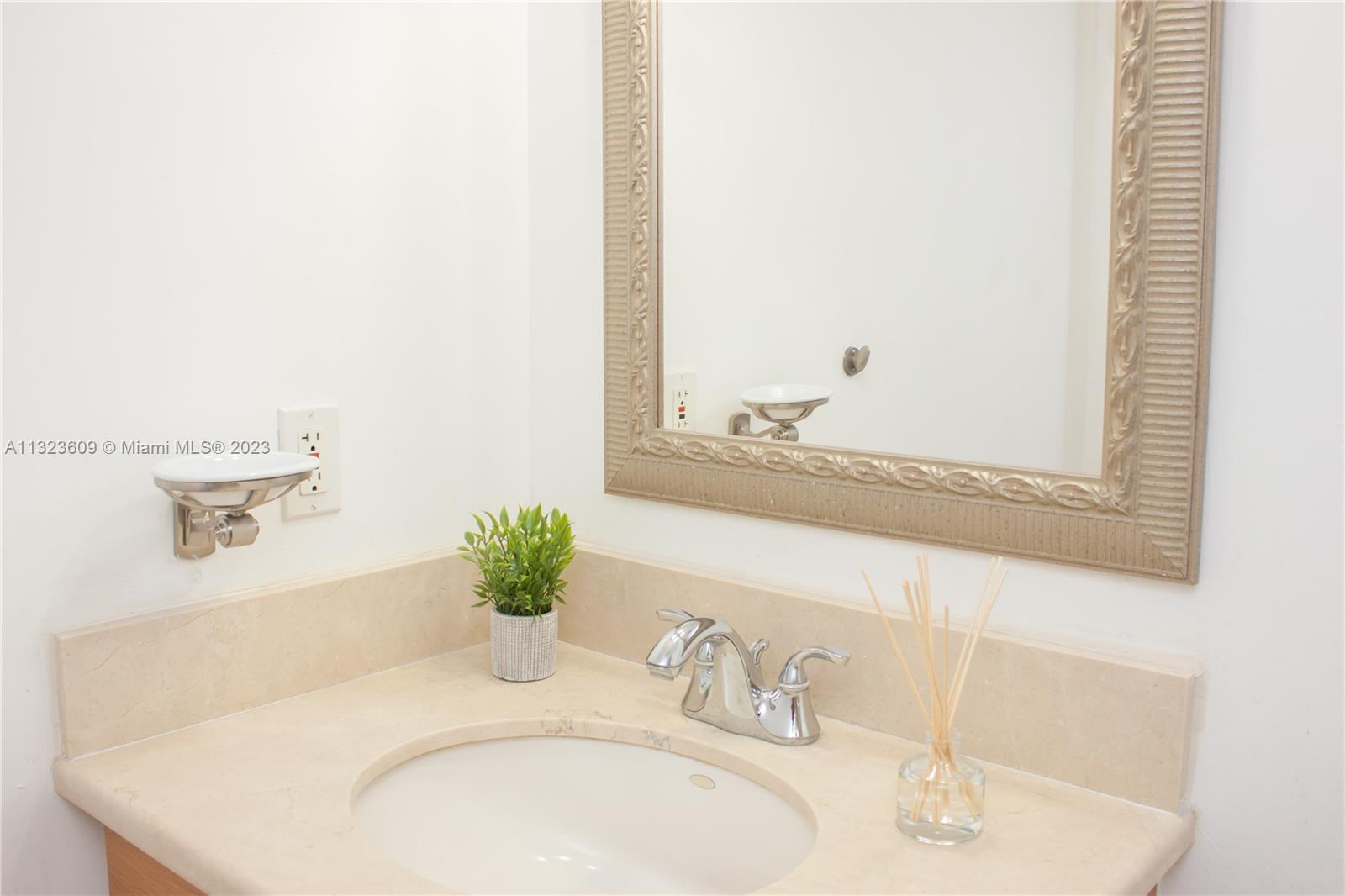 66 Valencia Ave Unit: 602A