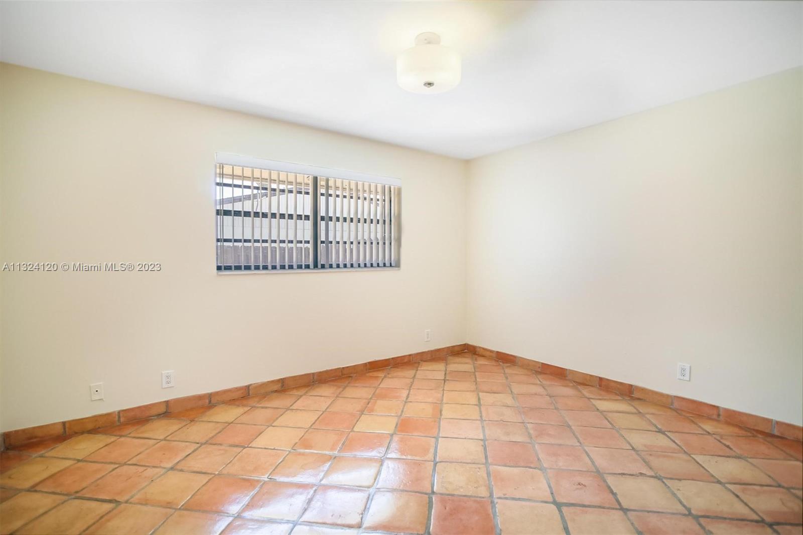 11300 SW 115th Ter Unit: 11300