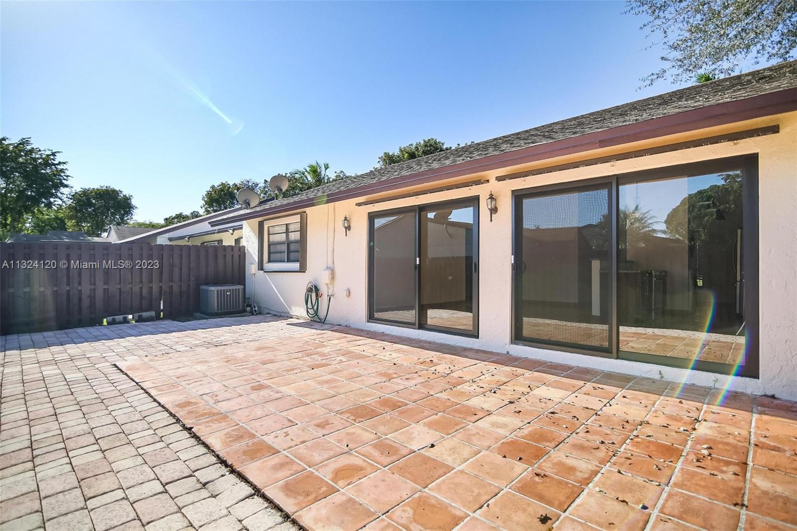 11300 SW 115th Ter Unit: 11300